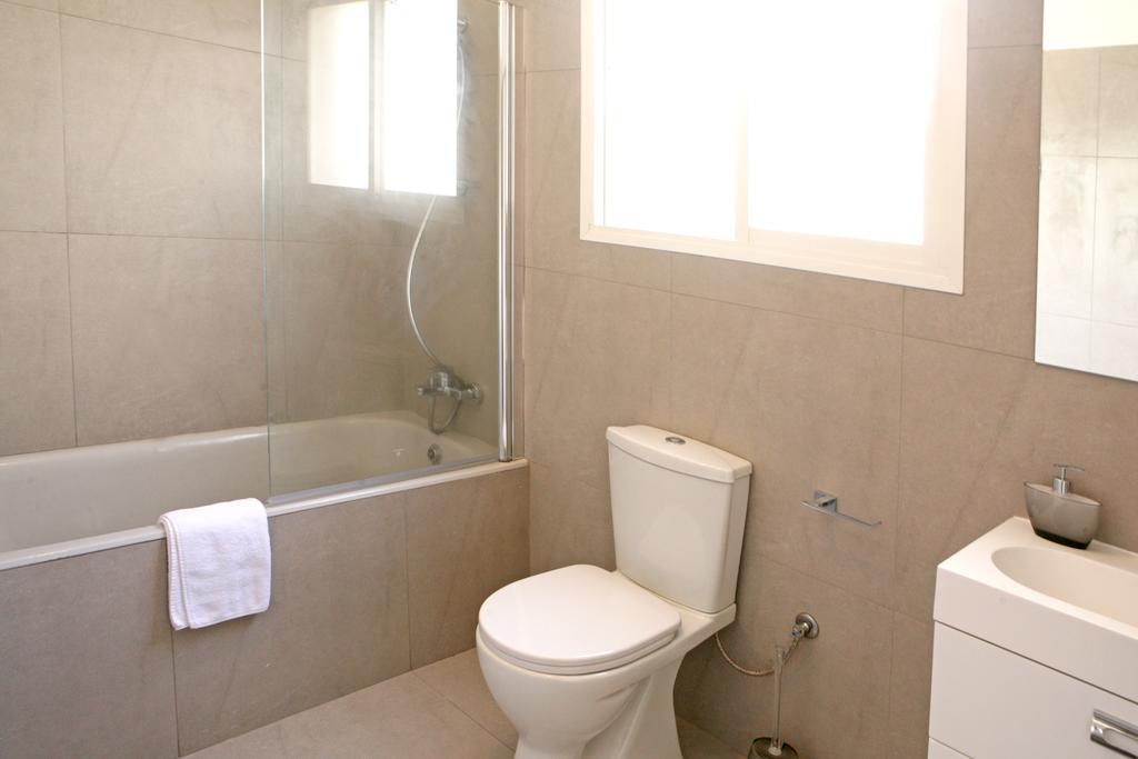 Corina Suites & Apartments Limassol Ngoại thất bức ảnh